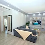 Blue North Luxury Апартаменты